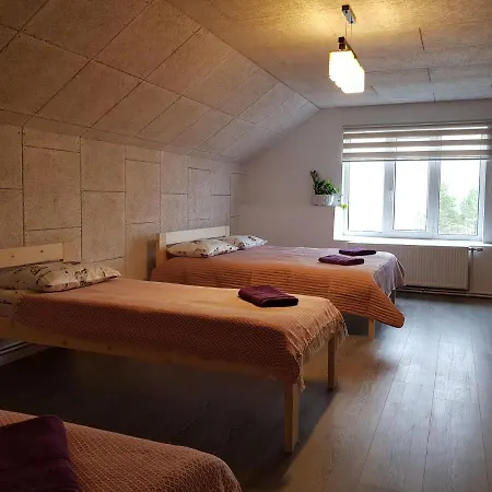 Viesu Maja Valodzes Szálloda