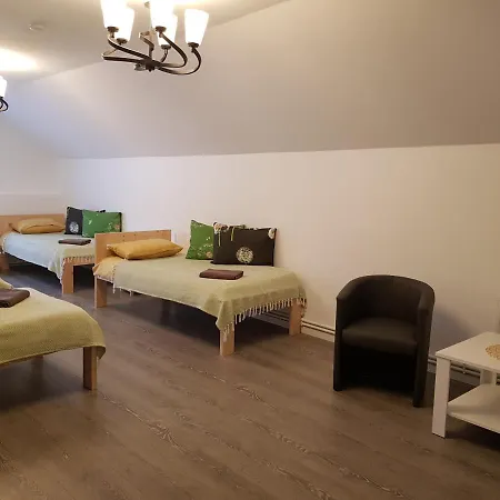 Viesu Maja Valodzes Szálloda Markalne